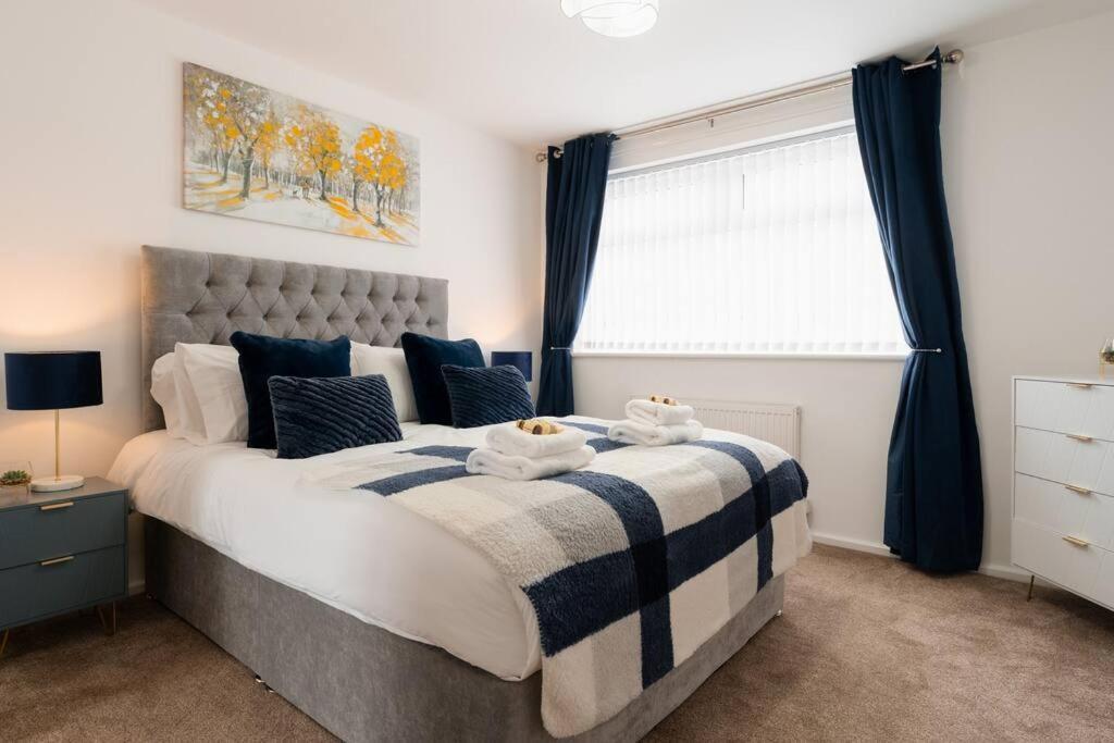 Prenton House, 3Br Close To Liverpool Birkenhead Luaran gambar